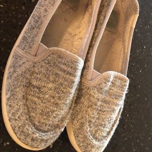 Roxy Lido II Wool Gray slip-on shoes